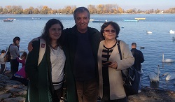 Halit Şen ve Mesude Şen Menar Belgrad Ailesi ile Birlikte
